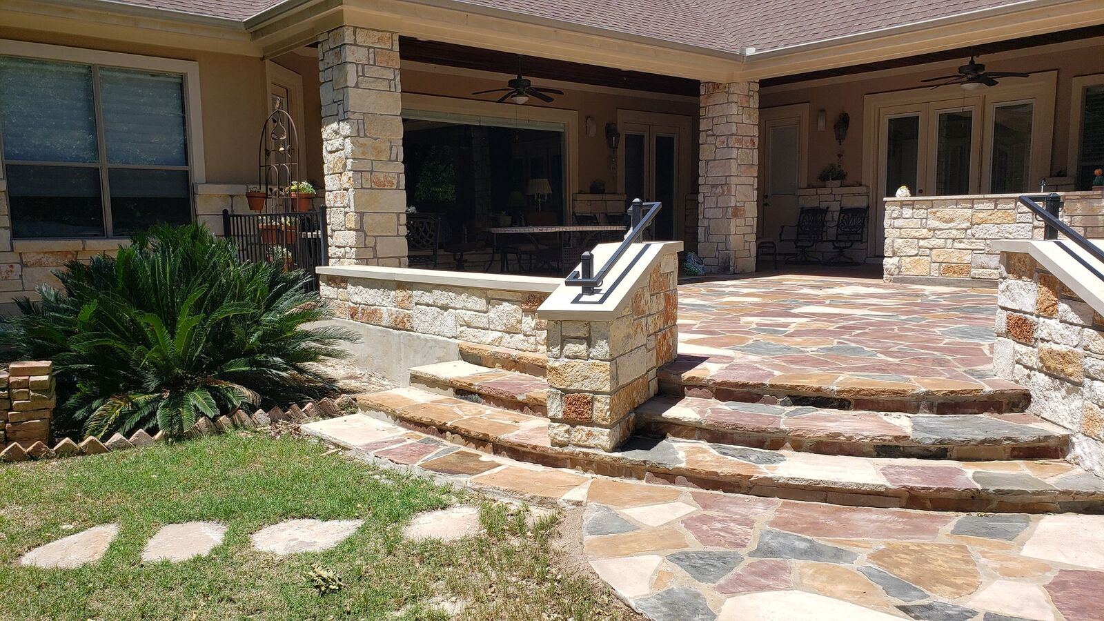 Beautiful TX Patio and Hardscapes Restore Unobstructed View
